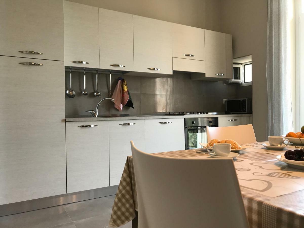 Casa Vacanze La Scalinata Бишелие Екстериор снимка
